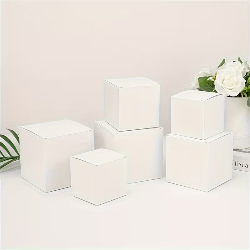 Multi Size Square Kraft Gift B - Event Party Box recension och pris