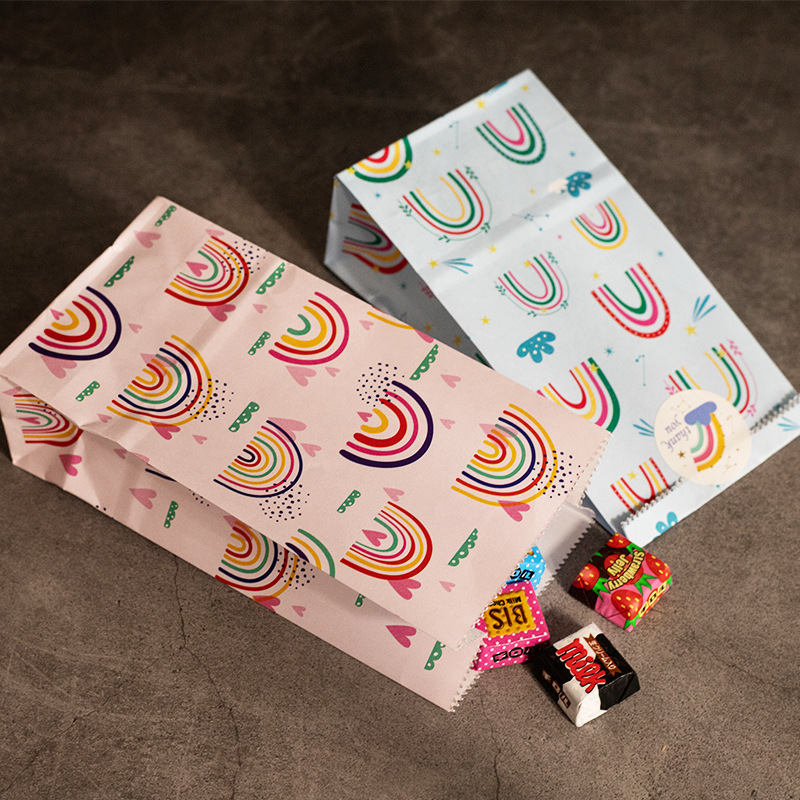 Small Paper Bags Rainbow Print - Event Party Box recension och pris